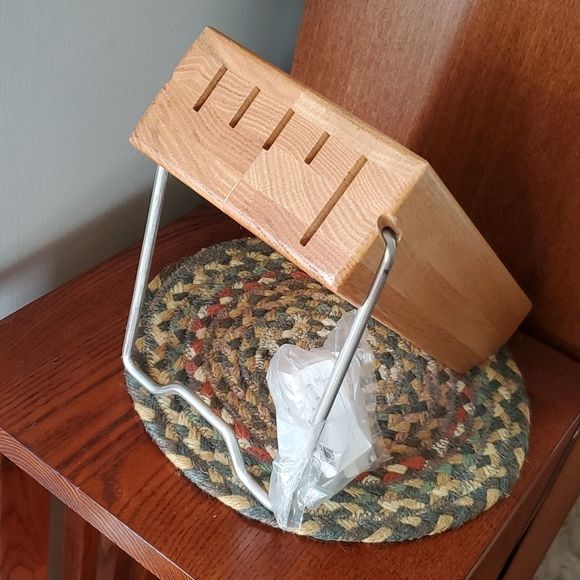 Cutco | Adjustable Knife Block - Picture 3 of 4